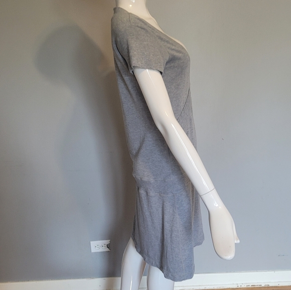 Lululemon Dance Pulse Dress in Heathered Grey, VGUC, Size 6 - Picture 2 of 5